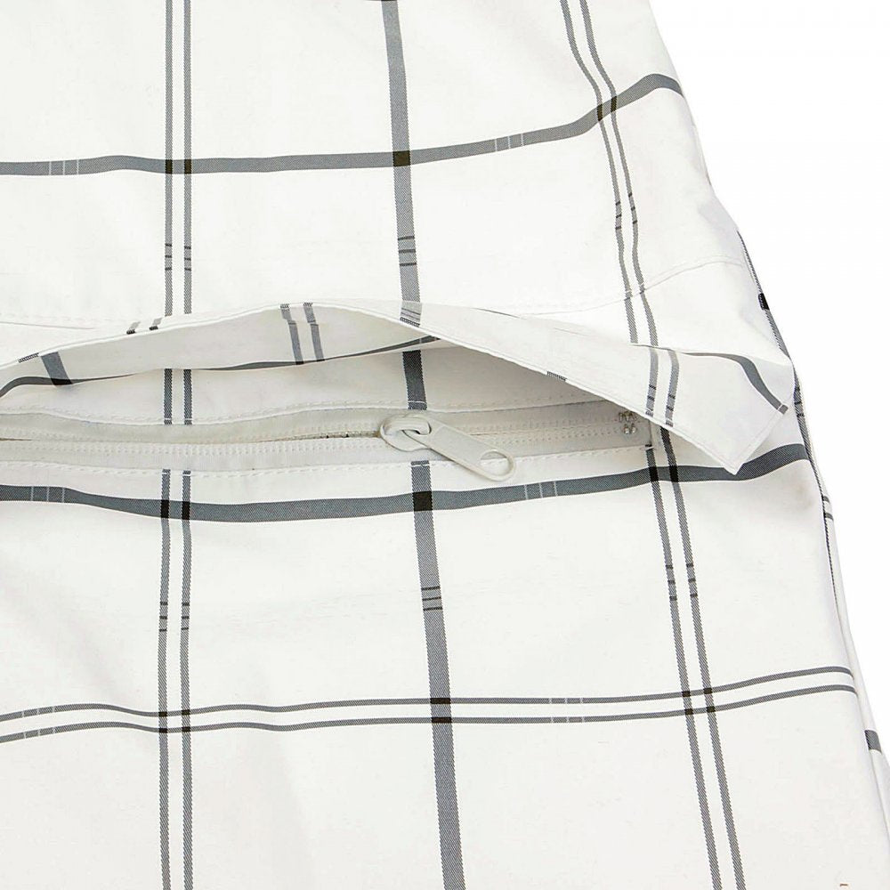 White hooded functional jacket