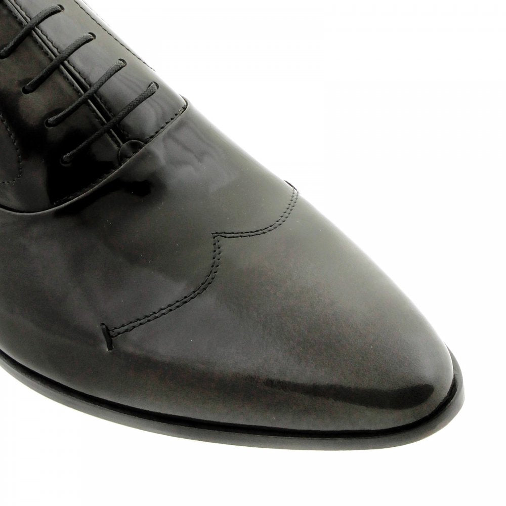 Wing tip black and grey Leather shoes