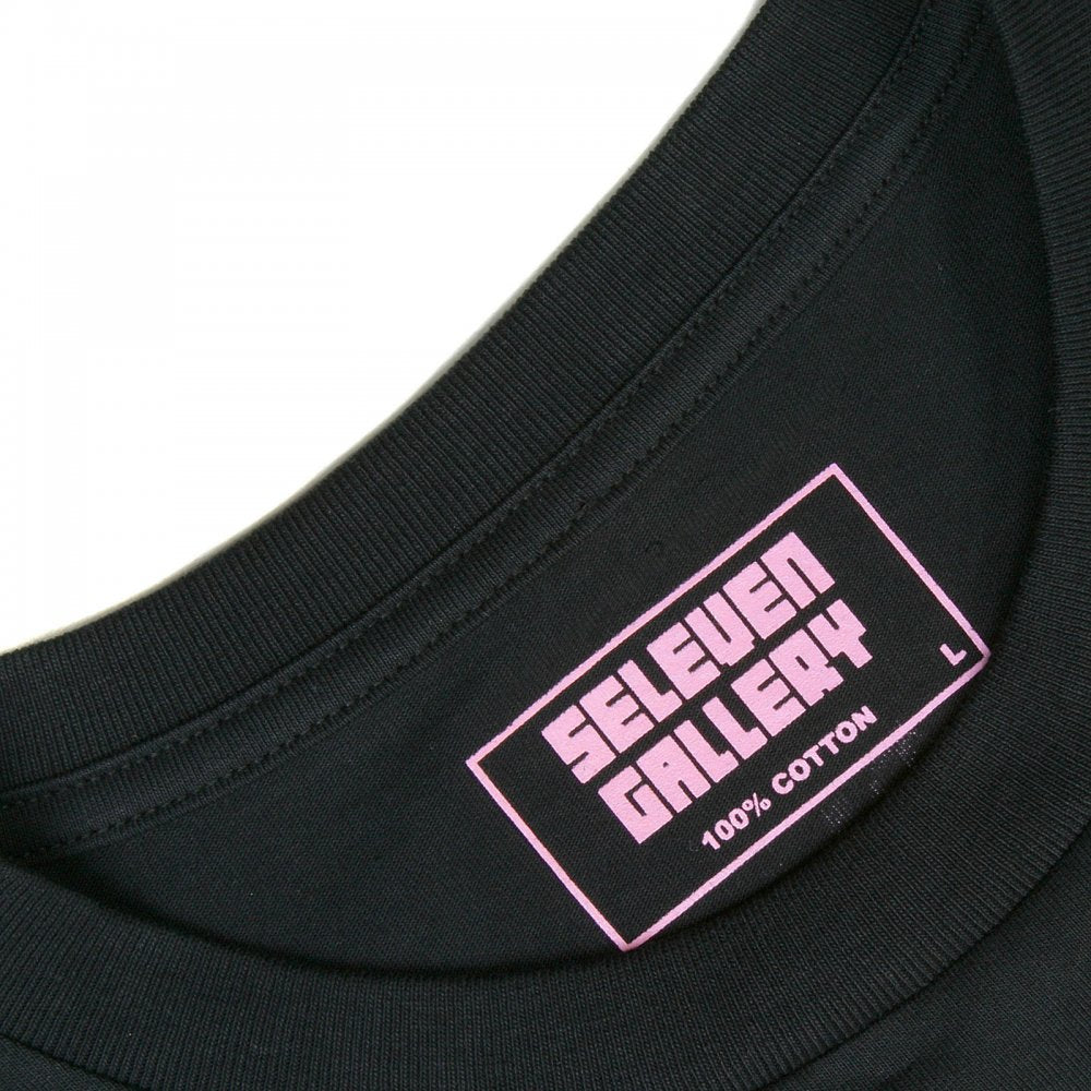 Black short sleeve regular fit t-shirt with crew neck
