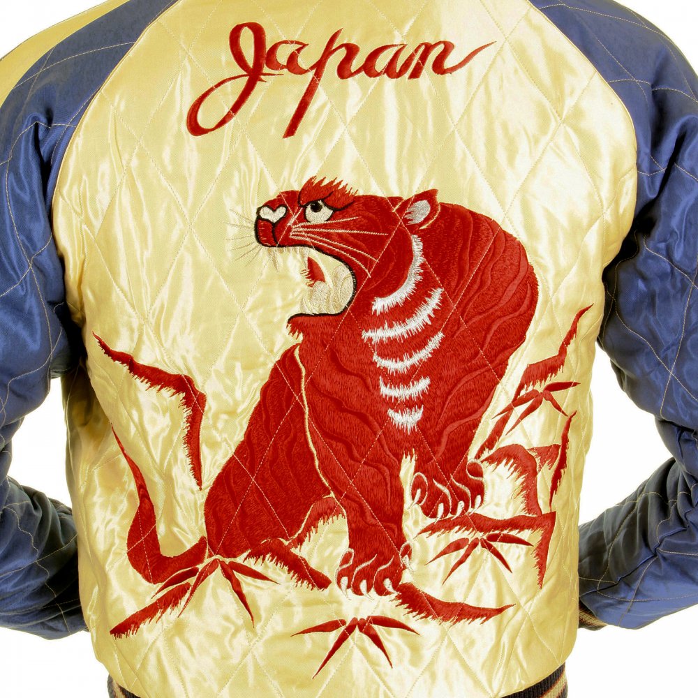 Mens Fully Reversible Dragon Embroidered in Silver and Wine YOKOTA AB Regular Fit Souvenir Suka Jacket TT11781
