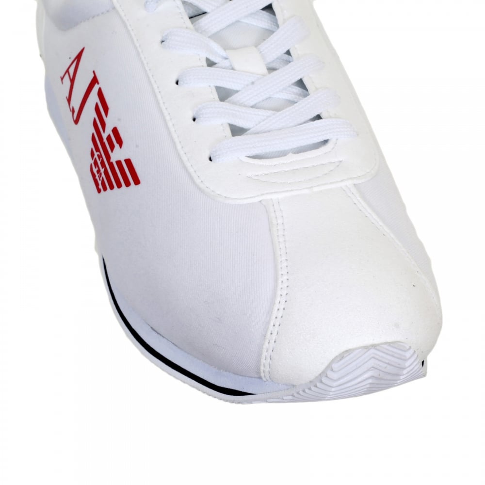 White Canvas 06533 31 Low Top Runner Style Trainers for Men