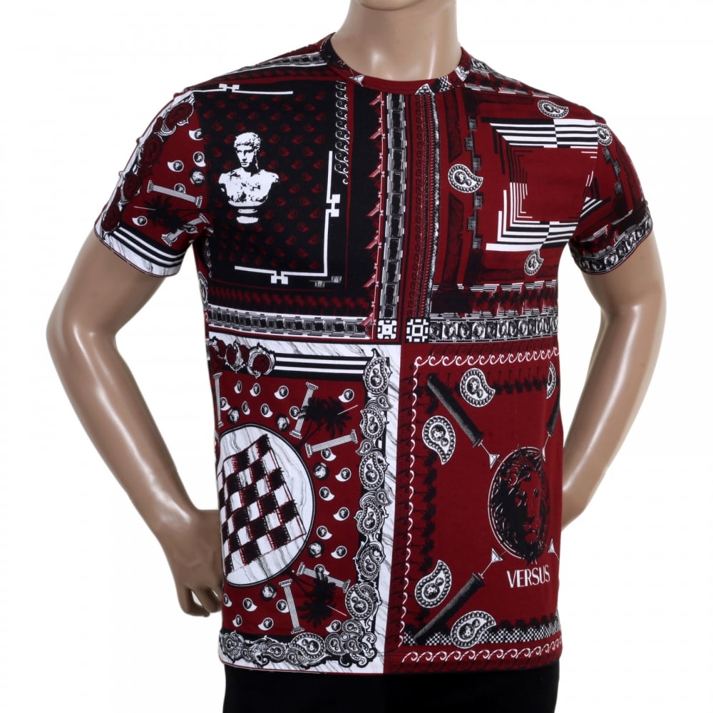 Bandana Print Regular Fit Crew Neck Short Sleeve T Shirt in Bordeaux