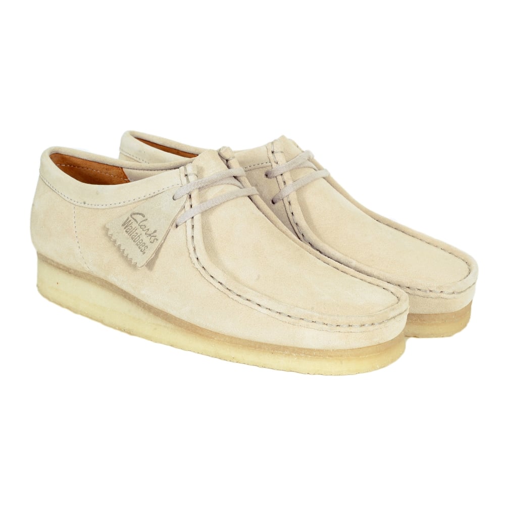 Mens Wallabee Off White Classic Moccasin Suede Shoes with Apron Toe and Crepe Sole