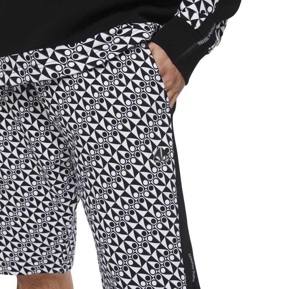 Moose Knuckles Mens Black Checkerboard print Click Shorts