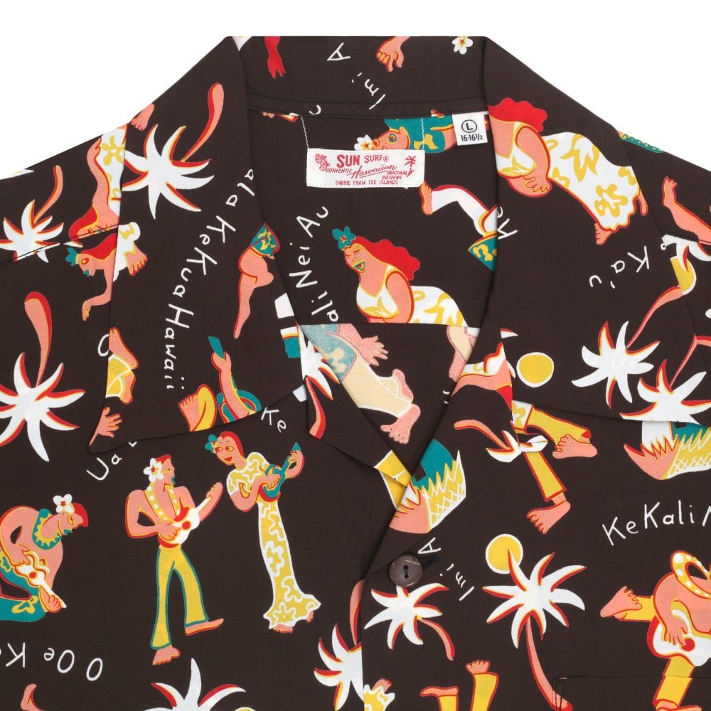 Sun Surf Mens Fun Island of Hawaii Dark Brown Black Hawaiian Shirt SURF10266